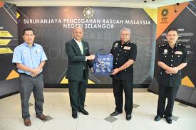 We did not find results for: Lawatan Kunjungan Hormat Ketua Pegawai Eksekutif Kumpulan Pkps Ke Pejabat Suruhanjaya Pencegahan Rasuah Malaysia Selangor Perbadanan Kemajuan Pertanian Selangor