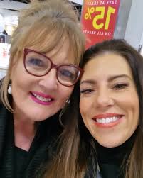 Shingleton is ☆✨️GLOWING✨️☆ 💚💚💚