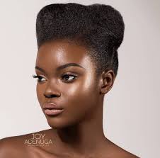 Black Beauty: Samantha Lloyd