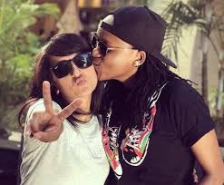 Just not fond of the toxic relationship. Fena Gitu Savagely Attacks Troll Calling Her A Lesbian Daily Active