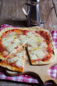 Pizza Senza Lievito Di Birra O Altro Tipo Di Lievito Ricetta Nel 2020 Ricette Idee Alimentari Ricette Di Cucina