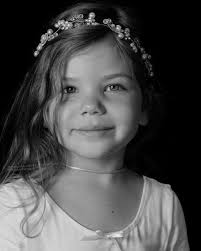 I love old black and white photos of years gone by.