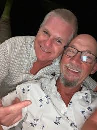 Travis Fulton's Instagram, Twitter & Facebook