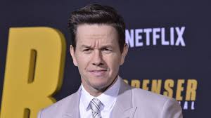 'Father Stu' Trailer, First-Look Photos: Mark Wahlberg, Mel Gibson Drama