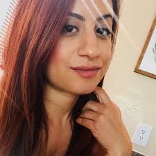 Looking for a deep tissue massage therapist with hot stone therapy