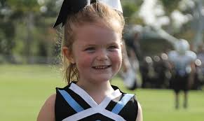 Caitlin Downing's Instagram, Twitter & Facebook