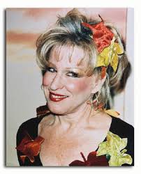 Okay this is my annual bette milder needs to play amy farrah fowler's mother on the big bang theory. Ss3193073 Musikbild Von Bette Midler Promi Fotos Und Poster Bei Starstills Com Kaufen
