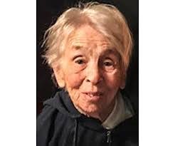 Beatrice Crowley's Instagram, Twitter & Facebook