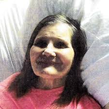 Debbie Bear's Instagram, Twitter & Facebook