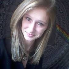 Heather Engle (@BirdzofaHeather)