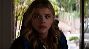 The 5th wave, which has echoes of divergent and the hunger games, both of which have strong female protagonists, is too obviously just the introductory chapter. The 5th Wave Trailer The 5th Wave International Trailer Metacritic