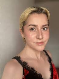 Edward Lightfoot's Instagram, Twitter & Facebook