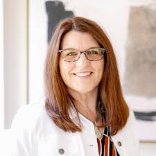 Cheri Ritter's Instagram, Twitter & Facebook