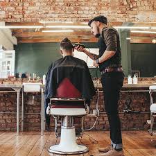 A full tutorial showing you how to cut men's hair. Barber Shaves A Play Button Into His Clients Head
