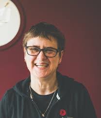 Roland Helms's Instagram, Twitter & Facebook