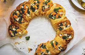 Squash And Kale Wreath Vegetarian Christmas Main Vegetarian Christmas Dinner Vegetarian Christmas