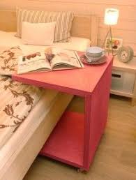 Vous recherchez des tisch rollen bett de bonne qualité aux prix les plus bas ? Diy Praktischer Beistelltisch Auf Rollen Das Haus Fruhstuck Im Bett Tisch Mit Rollen Bucherregal Selber Bauen