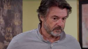 Un Posto al Sole Anticipazioni 16 dicembre 2024: Michele non molla la presa  ma Roberto ora