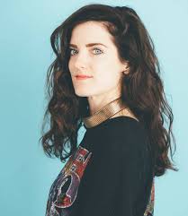 BELLY LAUGHS, SECRET JOKES & KEEPIN' IT REAL