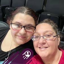 What are some catering recommendations for a wedding at Cypress Gardens?