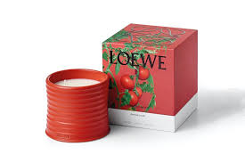 loewe 全新香氛蠟燭系列推出 大麻 甜菜 與 番茄葉 等味調