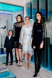 Anamaria prodan are un trecut amoros cel puțin tumultos. Anamaria Prodan AnunÈ› SurprizÄƒ Vedeta Antena Stars PlÄƒnuieÈ™te SÄƒ Adopte Un Copil Totul Despre Noul Membru Al Familiei