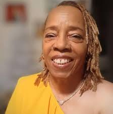 I want to have cheesecake 🐶 a birthday party sooo bad but I'm scared of  dogs 🐕 😭 including her SSA 😩 I know I know it's terrible and I'm  delusional 😢