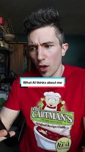 Mollie Layton's Instagram, Twitter & Facebook