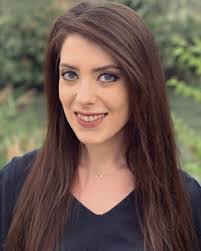 Diana Powell's Instagram, Twitter & Facebook