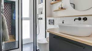 28 idées d'aménagement salle de bain petite surface. Amenagement Petite Salle De Bain Plans Gratuits Idees Meubles Adaptes Cote Maison