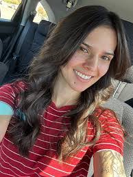 Alyssa Sheldon's Instagram, Twitter & Facebook