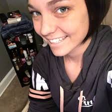 Nicole Jeanne Root (@NikkiJ9520)