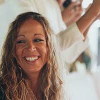 Sarah Wallis Email & Phone Number