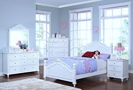 By signature design by ashley. New Classic Megan Panel Bedroom Set In White Yatak Odasi Mobilya Takimlari Yatak Odasi Setleri Yatak Odasi Tasarimlari