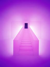 Es el mecanismo más efectivo de la expresión disculpe de todo corazón si lo provoco estimado gabriel, pero es que precisamente la definición de arte dista siglos luz de ser algo subjetivo y personal : Luz Y Arte Como Forma De Expresion