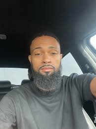 Where are nice lounge spots in Dallas?