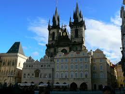 Florenta, unul din cele mai frumoase si mai romantice orase din lume, a fost desemnat si in acest an, pentru a zecea oara consecutiv drept cel mai frumos oras din europa in 2017, in cadrul travel + leisure world's best awards. Cele Mai Frumoase Capitale Ale Europei Centrale