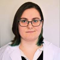 Victoria Hallowell's Instagram, Twitter & Facebook