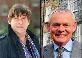 I had no idea until now that Jeremy Brett was Martin Clunes uncle. Jeremy  was the brother of Martin's mother