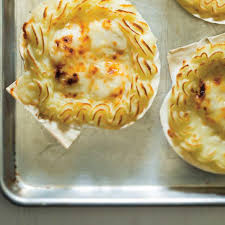 Coquilles St Jacques The Best Ricardo Recipe Recipes Scallop Recipes Fish Recipes