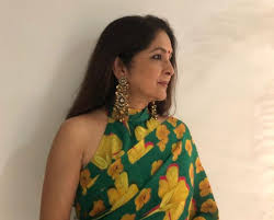 Read neena gupta latest news stories on national herald, neena gupta photo gallery, video stories, exclusive neena gupta news stories neena gupta, kalki koechlin in international film 'goldfish'. Neena Gupta Is Winning The Internet With Her New Haircut Check It Out Goodtimes Lifestyle Food Travel Fashion Weddings Bollywood Tech Videos Photos