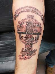 With a population of around 435,000, there are lots of potential customers for the parlors in town. Tattoo Shop American Graffiti Tattoos Reviews And Photos 630 W Grand River Ave Brighton