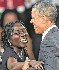 Apr 16, 2017 · yep, president barack obama has two grammy wins (in the spoken word category, for his memoirs), while katy perry has many nominations and zero wins. Auma Obama Fur Charity Dinner In Hamburg Regional Bild De