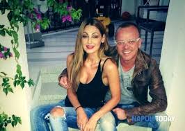 Anna tatangelo e gigi d'alessio di muovo insieme. Anna Tatangelo L Amore Con Gigi E Scoppiato Durante Un Tour Blog