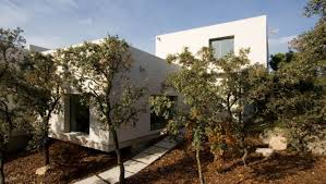 ¿quieres descubrir las atracciones que puedes visitar durante tu estancia? Casas En Torrelodones Madrid Sf23 Arquitectos