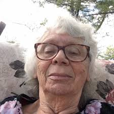 Are there any part-time job openings in the Catskill area for weekends and  school breaks?