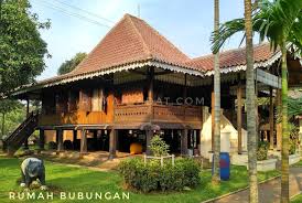 Rumah lama yang berada di jantung kota bengkulu ini adalah saksi bisu cinta soekarno terhadap bangsa indonesia. 30 Gambar Rumah Adat Provinsi Bengkulu Terbaik Koleksi Gambar Rumah Terlengkap