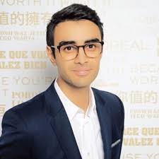 Caroline Berlin (@berlinandaway)