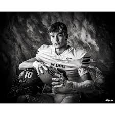 🎓🏈Anthony Raymer, the powerhouse from Rio Rancho Rams! Ranked 22nd  overall in the state, 10th in receiving yards, and 6th in TDs with a  whopping 12! 🙌🐏