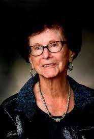 Nancy Toombs's Instagram, Twitter & Facebook